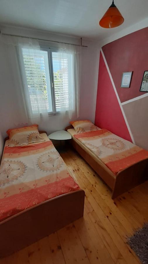 Apartman Ivan Vir Eksteriør billede