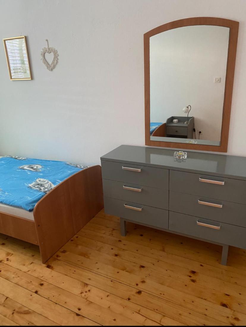 Apartman Ivan Vir Eksteriør billede